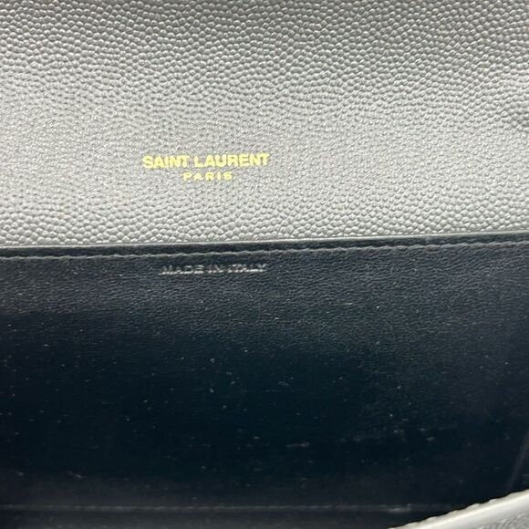 Women’s Ysl Saint Laurent uptown chain wallet in de poudre grain leather - Picture 8 of 16